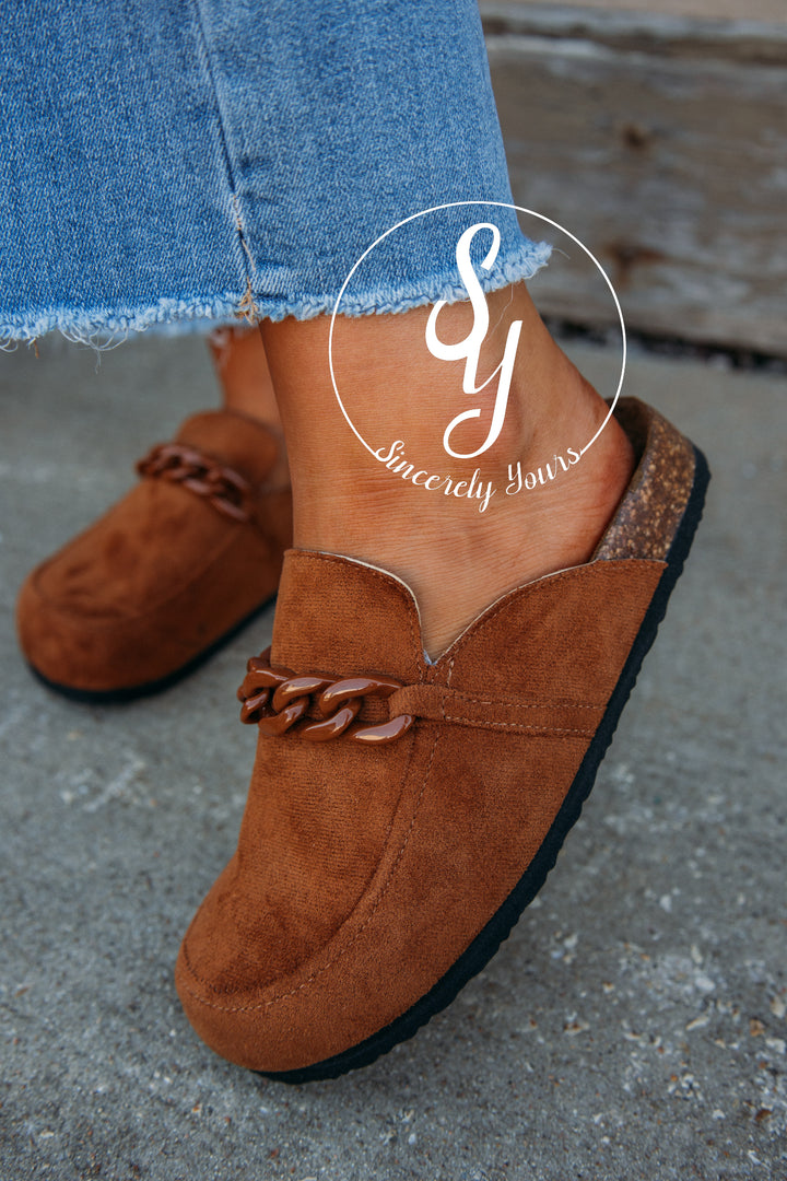 Mixed Messages Clog - Whiskey