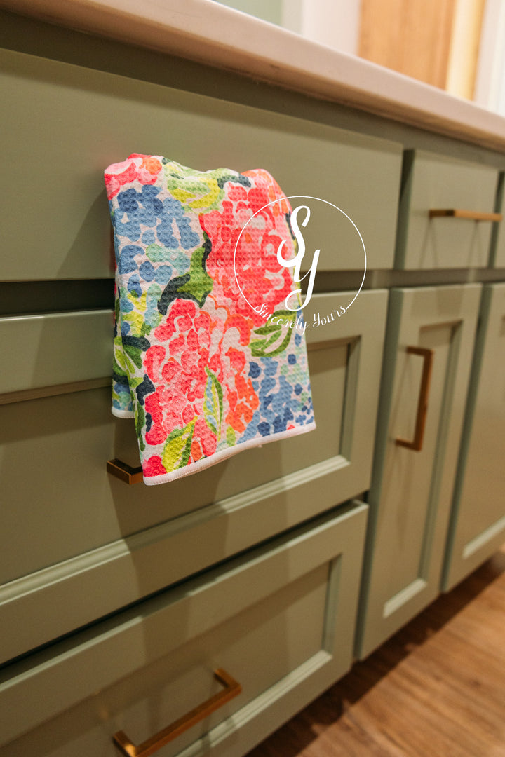 Pom Pom: Double-Sided Hand Towel