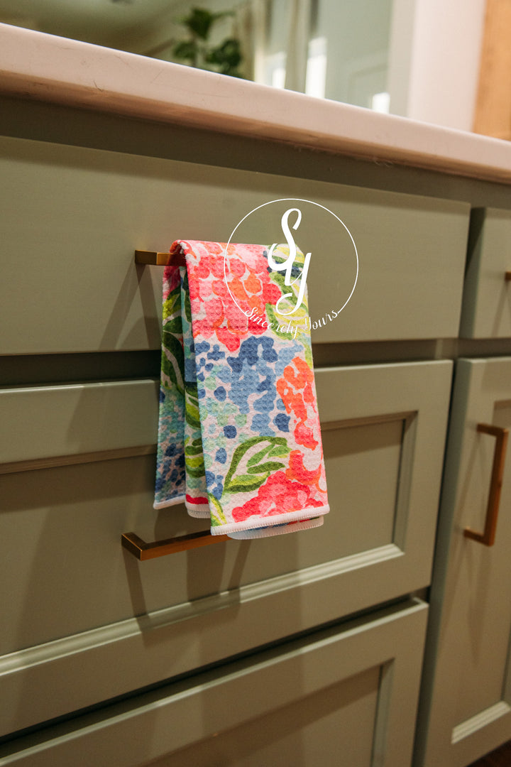 Pom Pom: Double-Sided Hand Towel