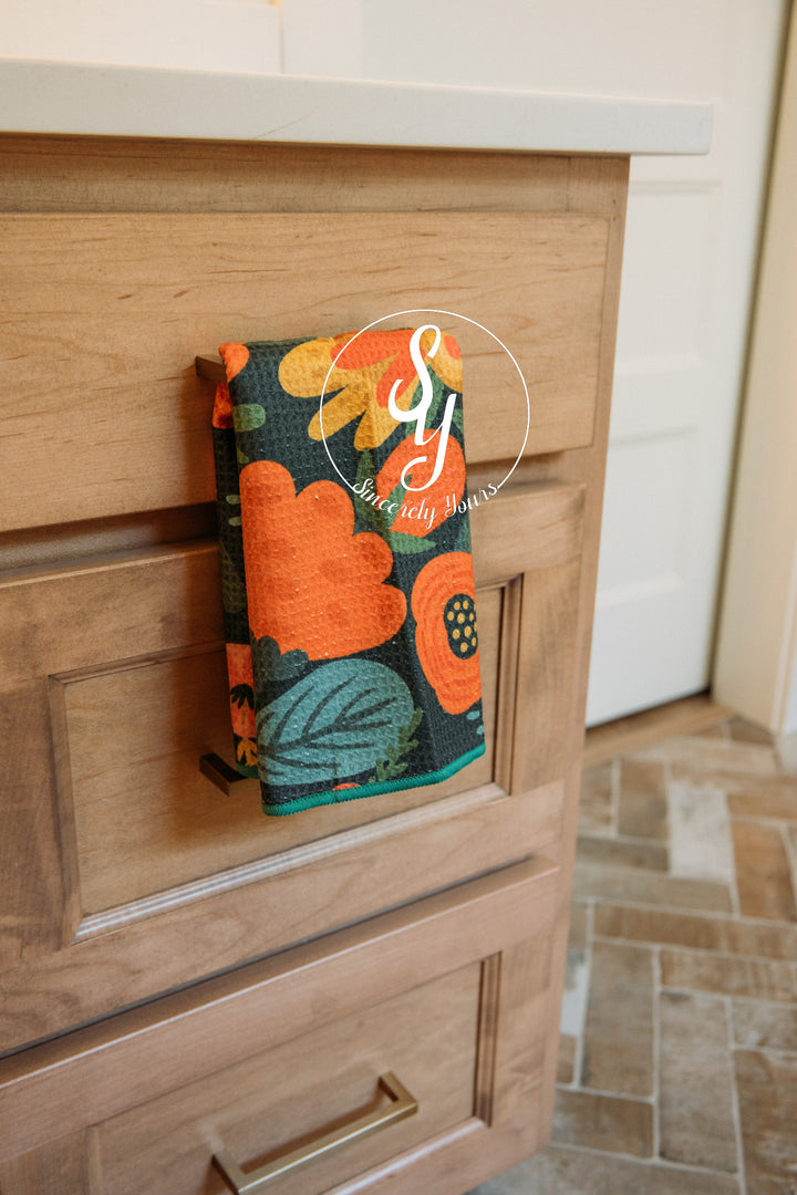 Olive Gardenia: Reversible Hand Towel