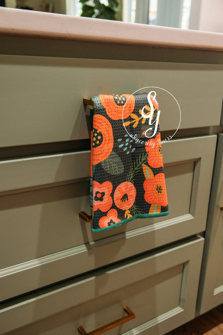 Olive Gardenia: Reversible Hand Towel