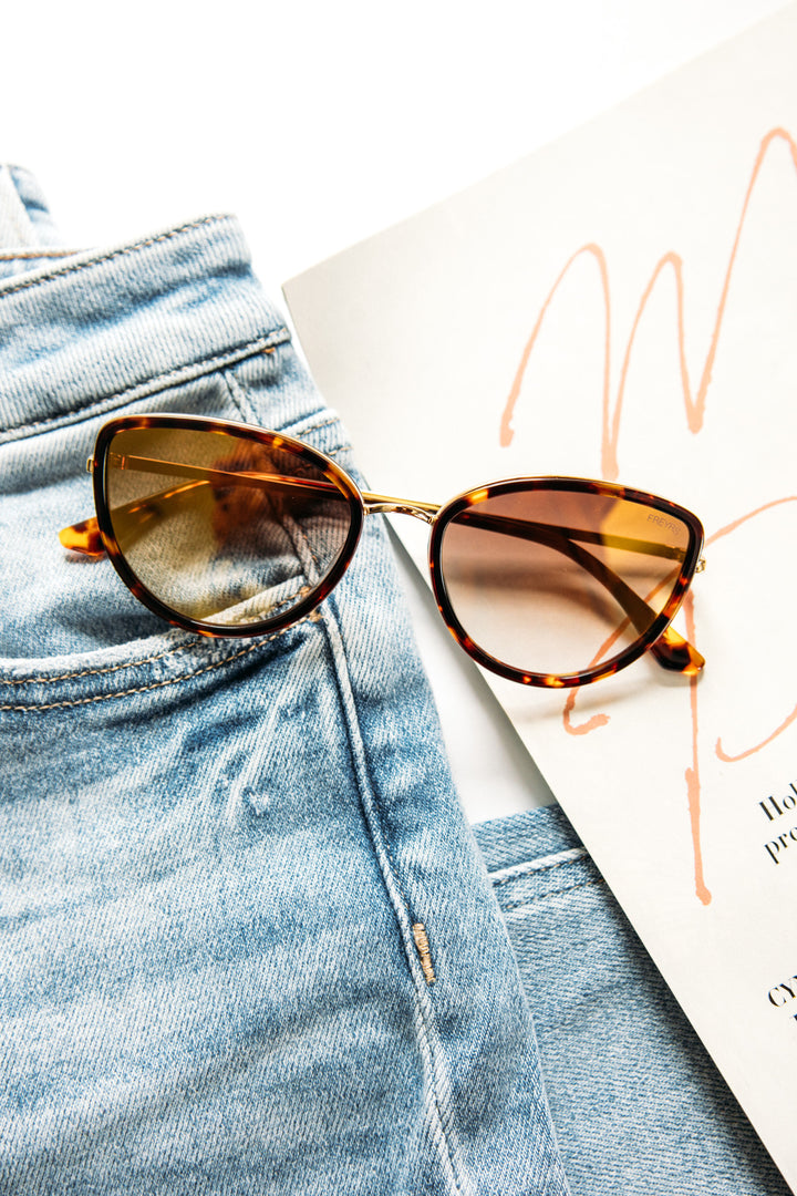 In Love Sunglasses - Tortoise/Gold Mirror