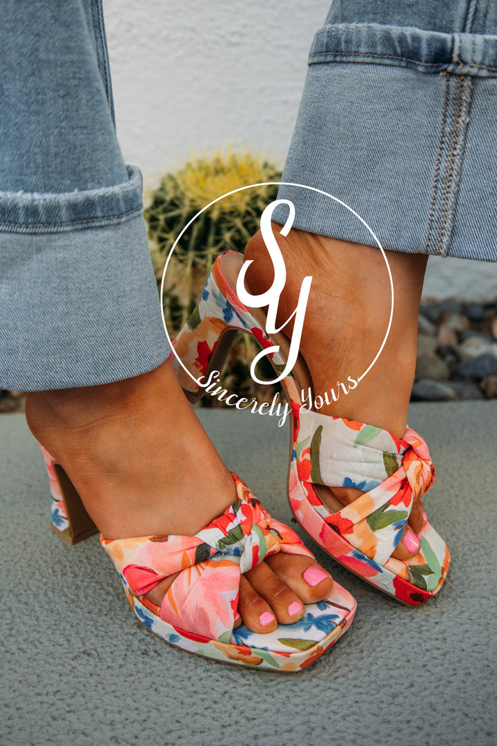 Meredith Heel- Red Multi