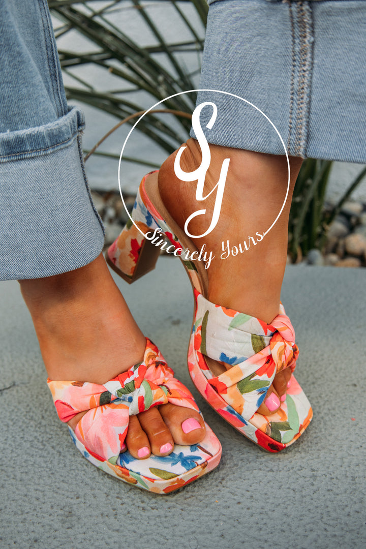 Meredith Heel- Red Multi