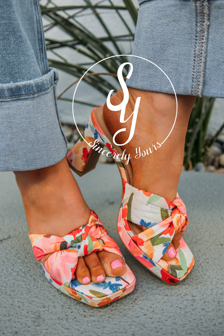 Meredith Heel- Red Multi