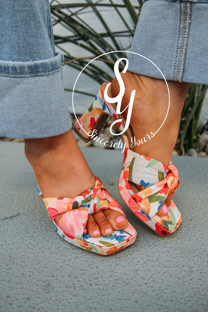 Meredith Heel- Red Multi