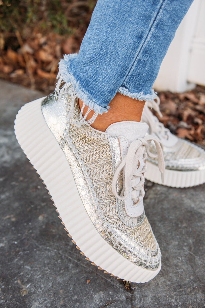 Dolce Vita Dolen Sneakers -Gold Knit