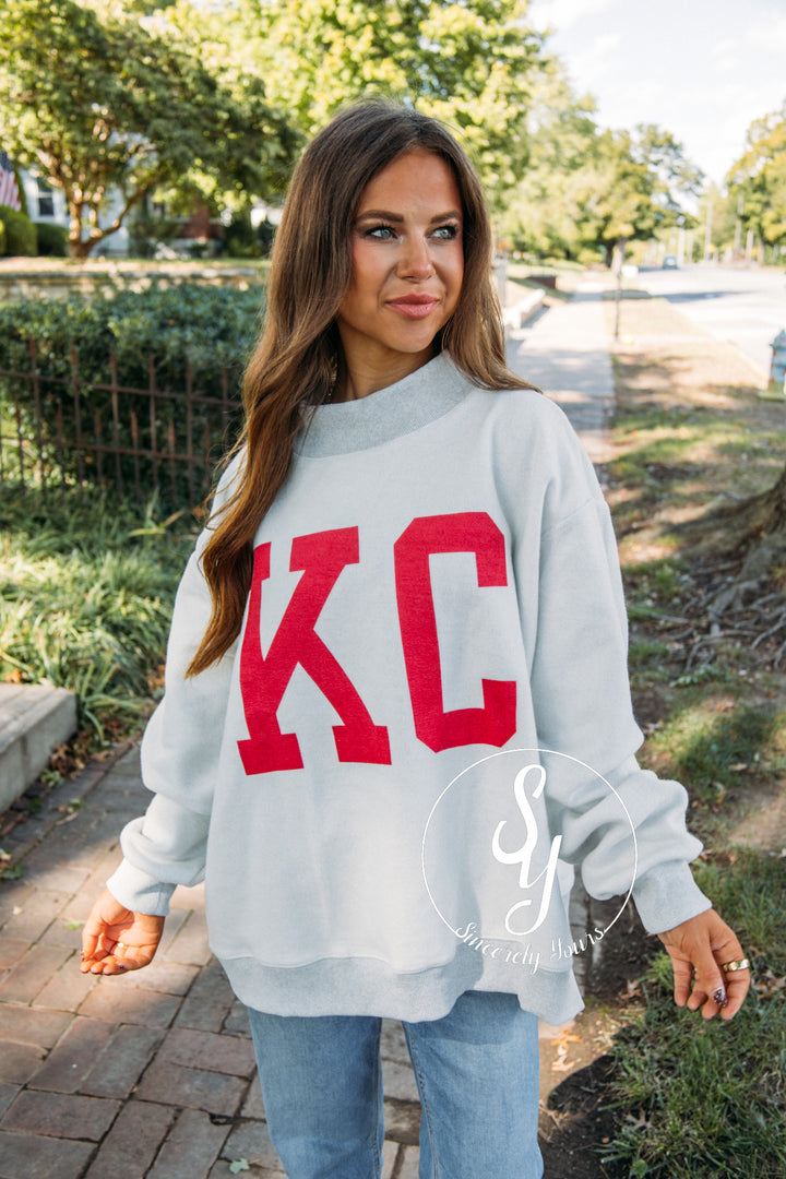 Kansas City Reversible Mock Neck -Heather Gray / Red