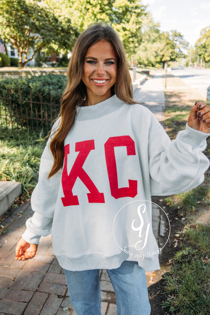 Kansas City Reversible Mock Neck -Heather Gray / Red