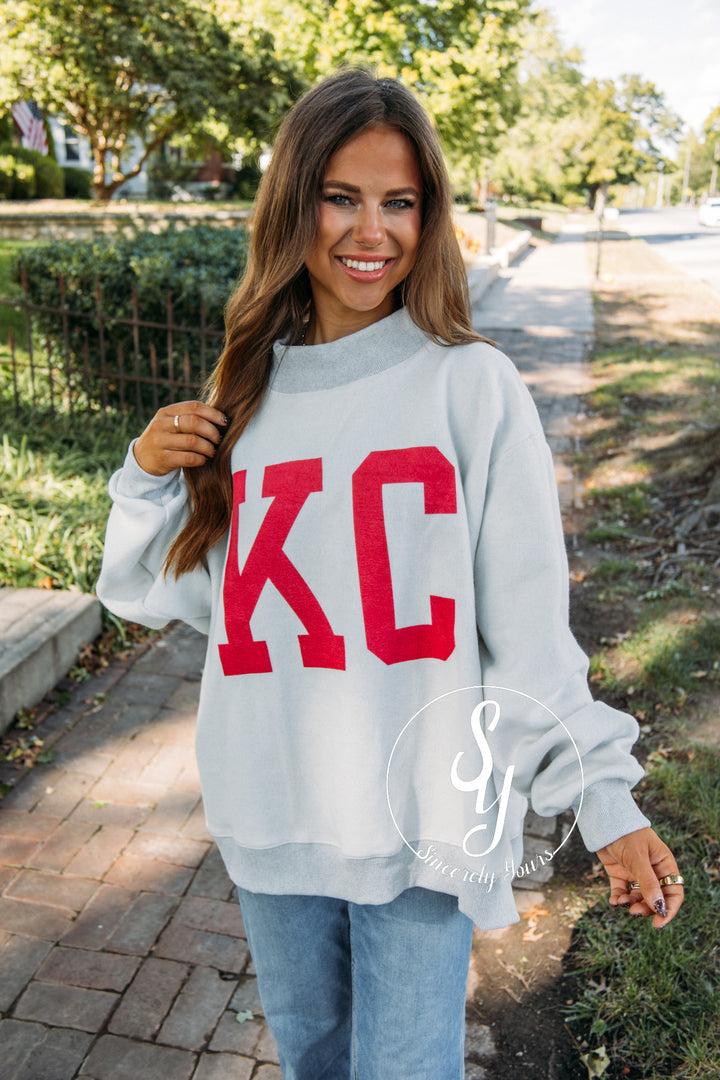 Kansas City Reversible Mock Neck -Heather Gray / Red