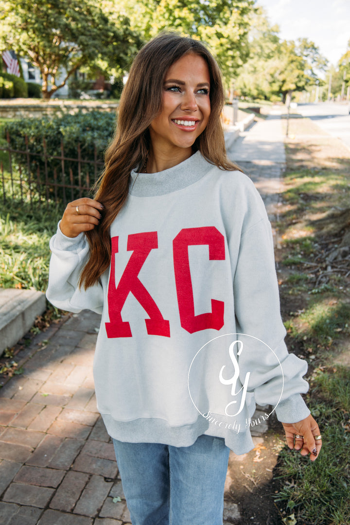 Kansas City Reversible Mock Neck -Heather Gray / Red