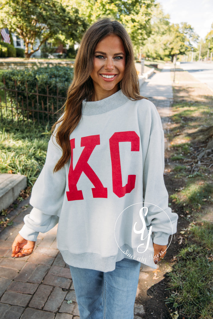 Kansas City Reversible Mock Neck -Heather Gray / Red