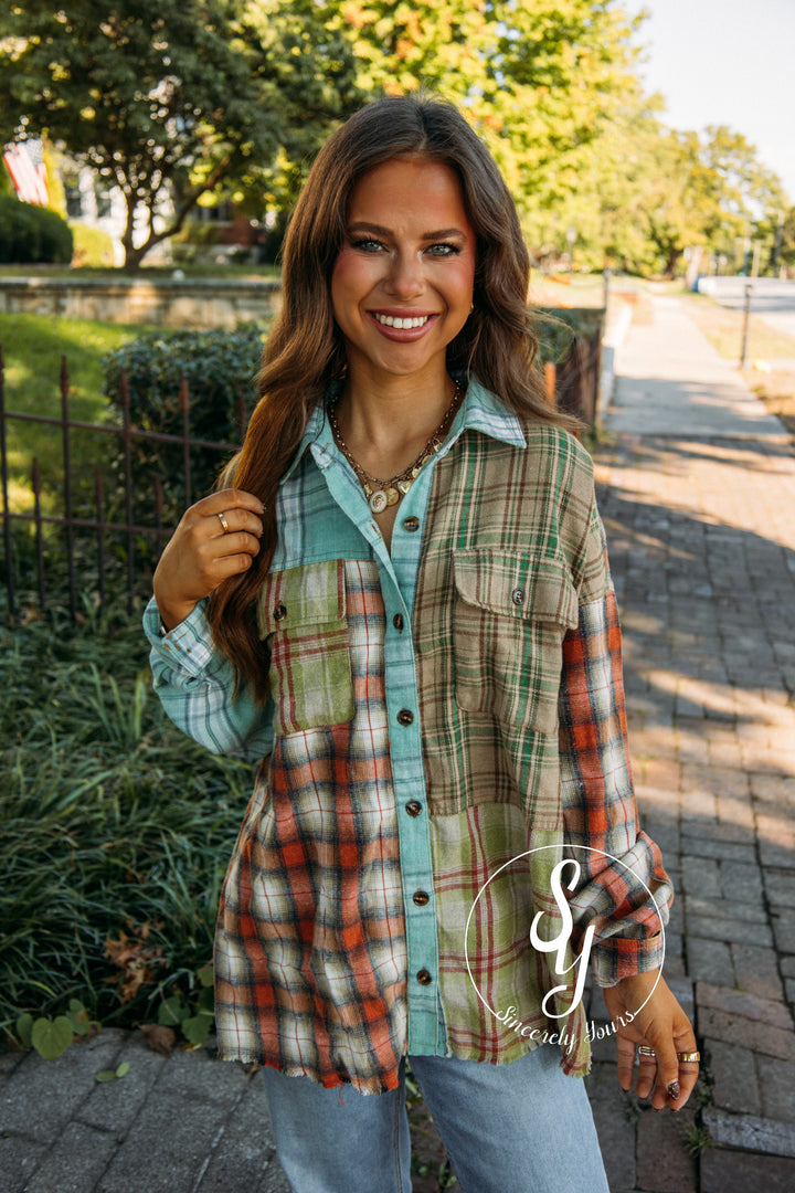 Feeling Plaid Top - Sage Combo