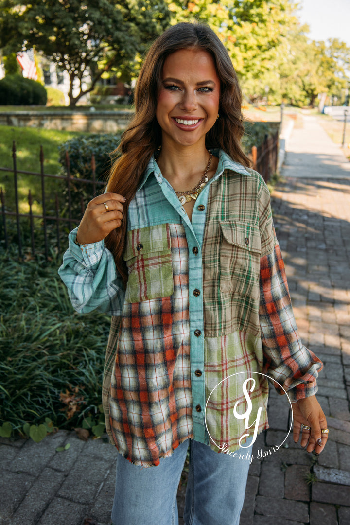 Feeling Plaid Top - Sage Combo