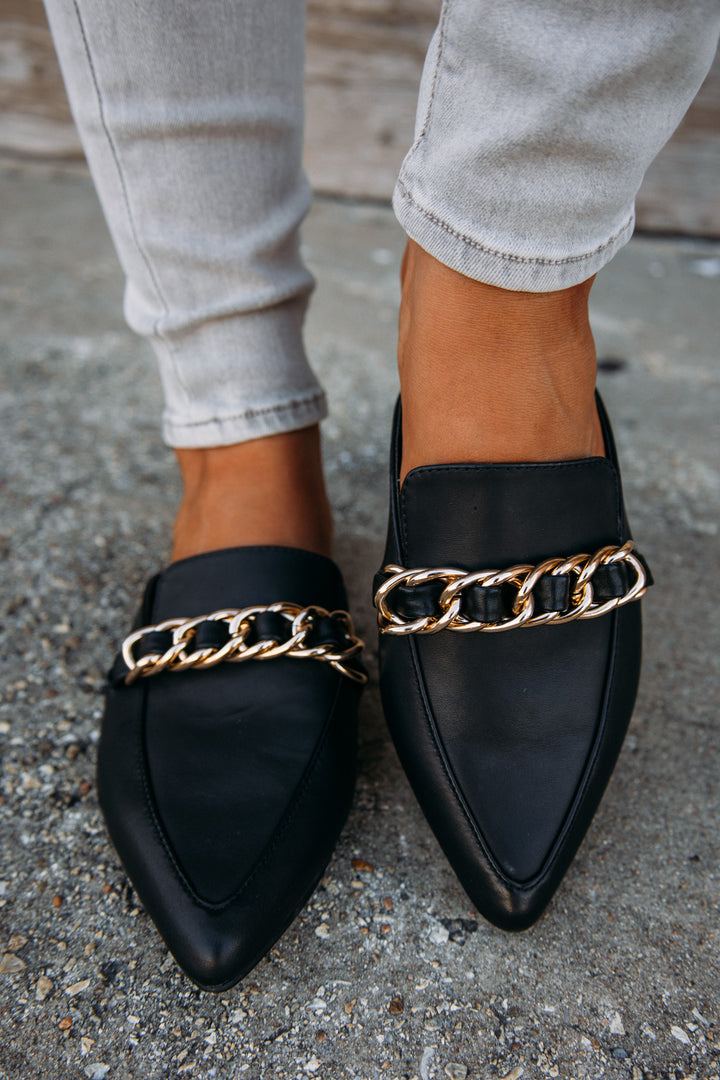 Steve Madden:  Faine Mule - Black