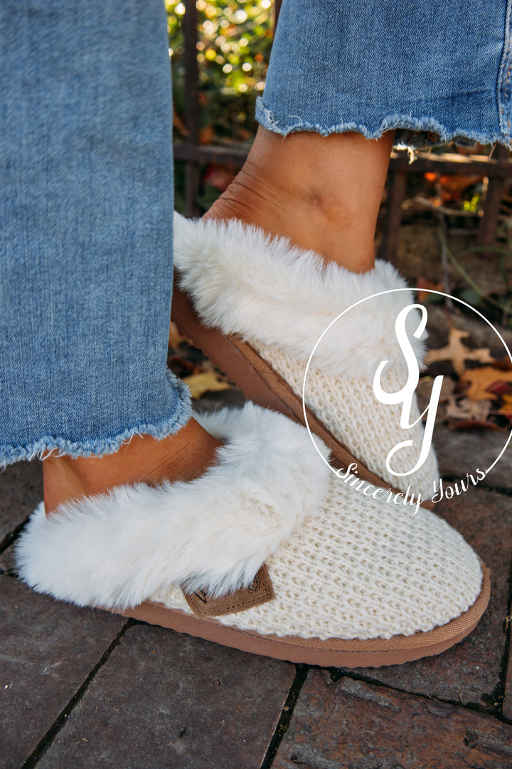 Snuggle Bootie - Cream