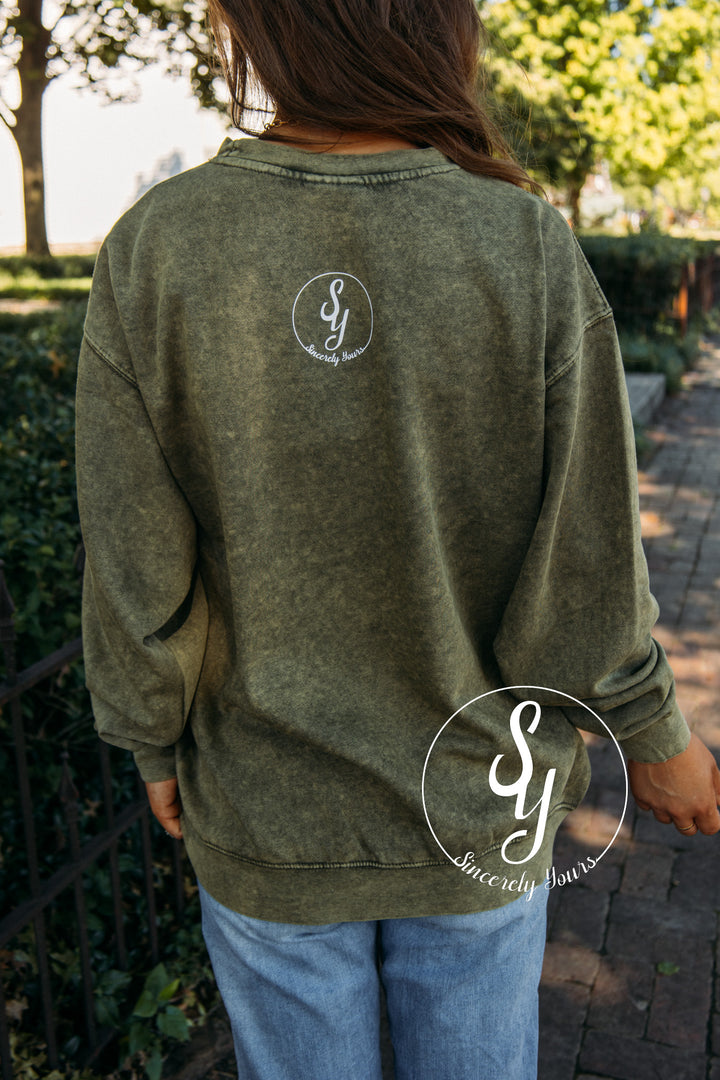 Maple Leaf Patch Crewneck - Thyme