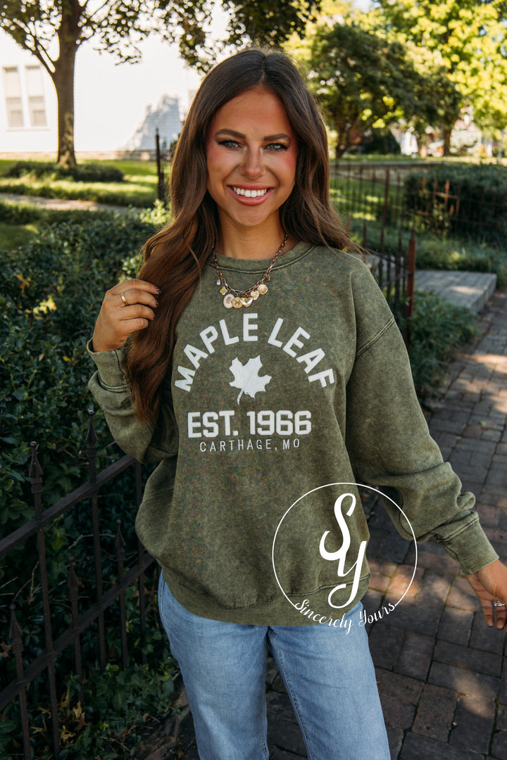 Maple Leaf Patch Crewneck - Thyme