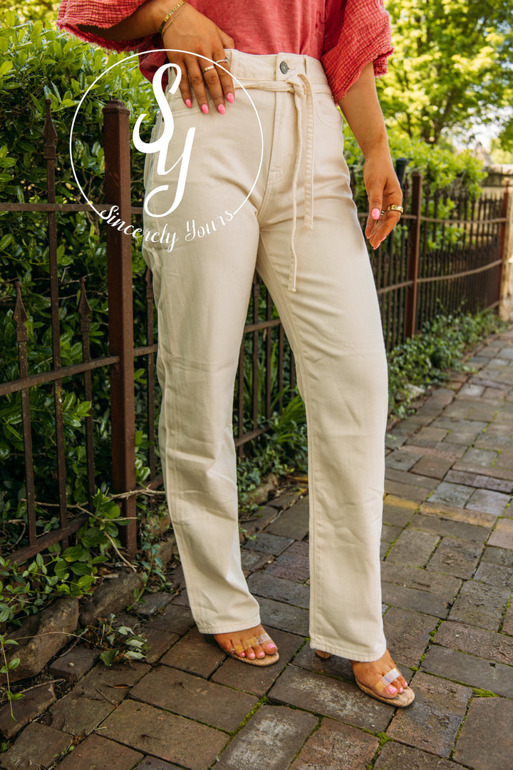 Hidden: Summer In The City High Rise Denim- Ecru
