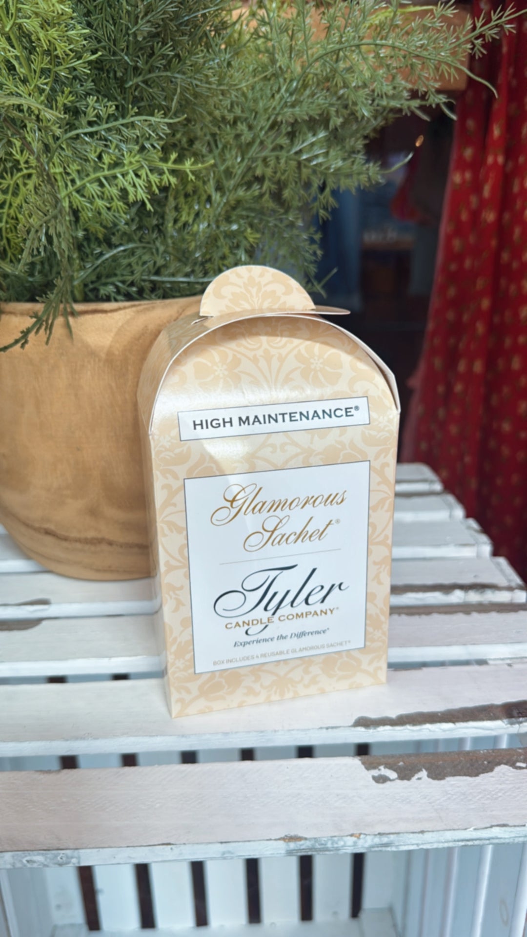 Tyler: High Maintenance® Glamorous Sachet