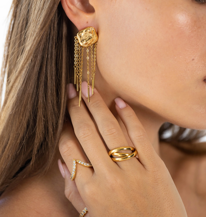 Sahira:  Golden Ring Stack