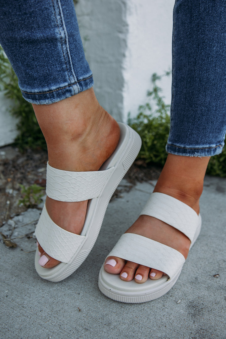 The Saige Sandal - Ivory