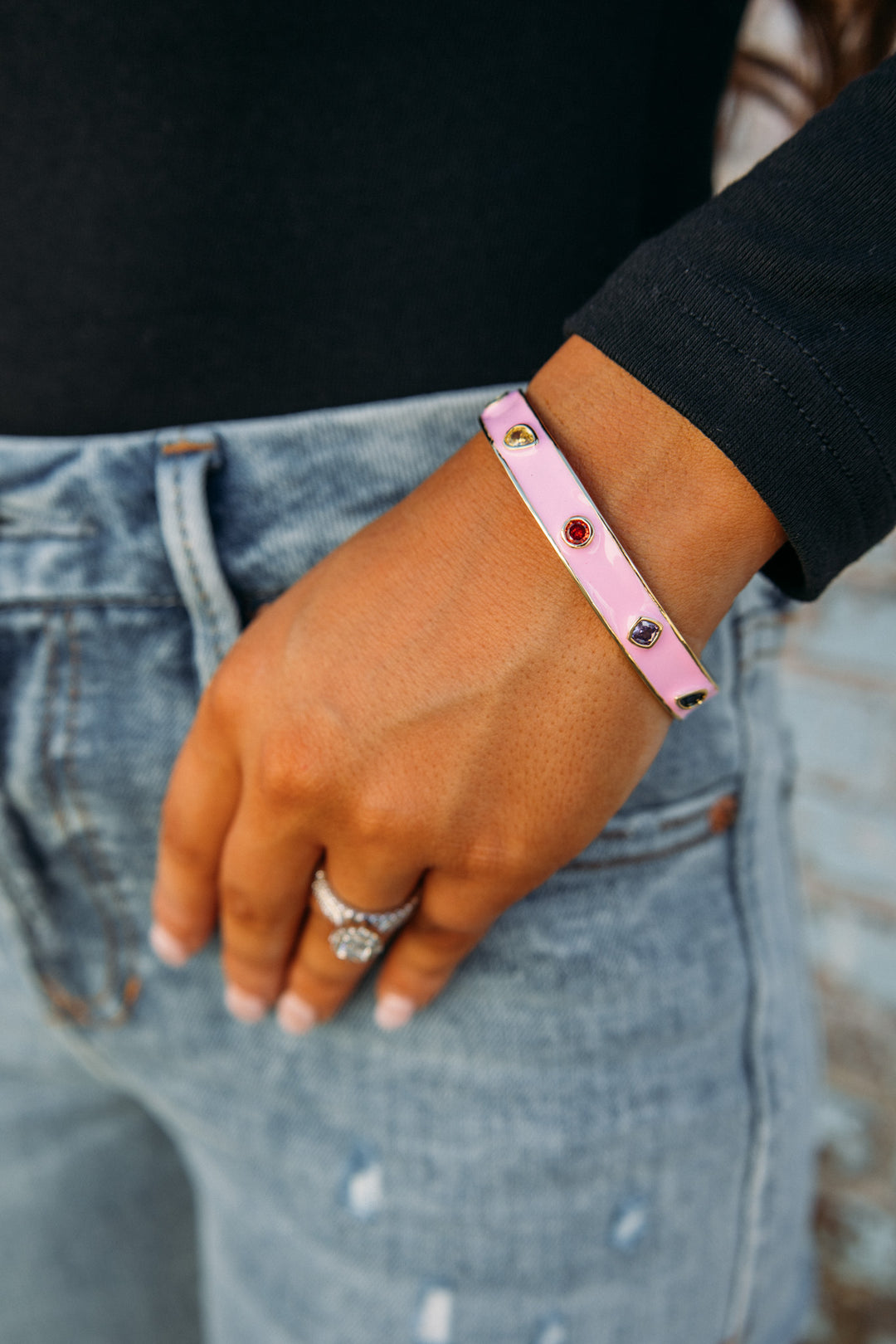 Harper Enamel Bangle -Pink