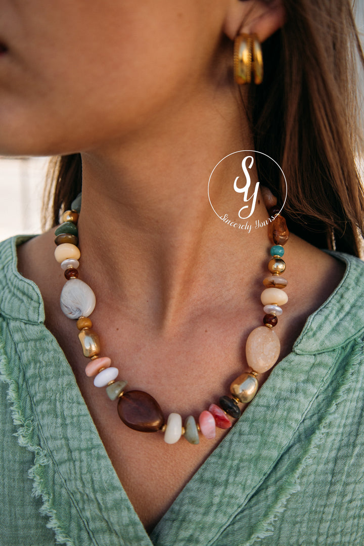 Lala Beaded Necklace -Neutral