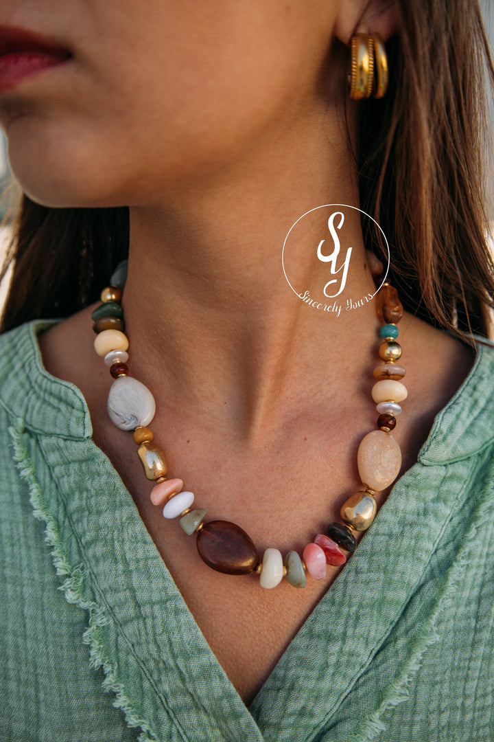 Lala Beaded Necklace -Neutral