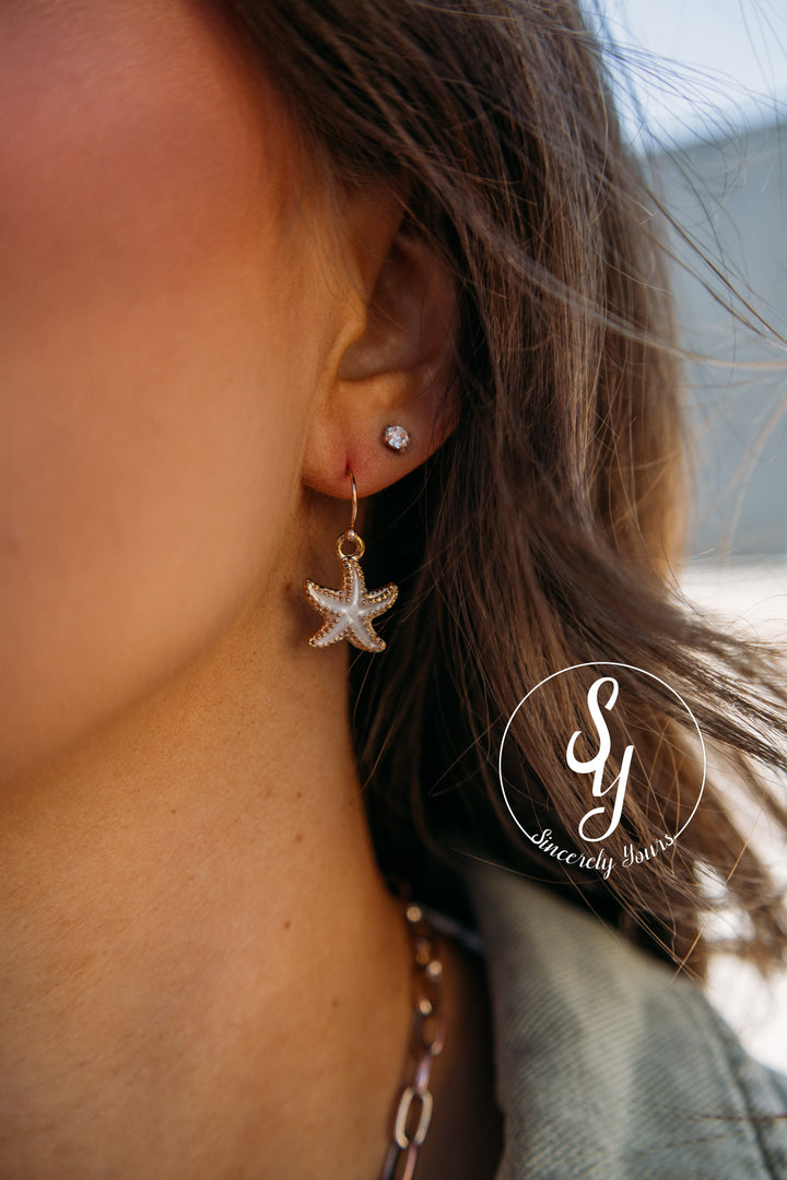 Starfish Love Earring - Gold