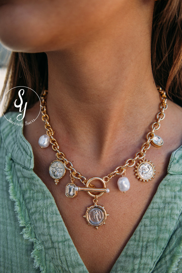 Lily Charm Necklace - Gold