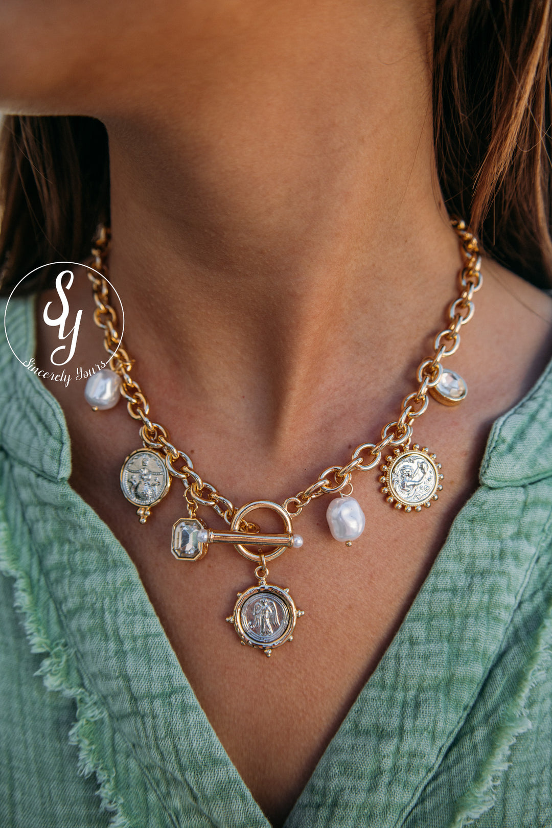 Lily Charm Necklace - Gold