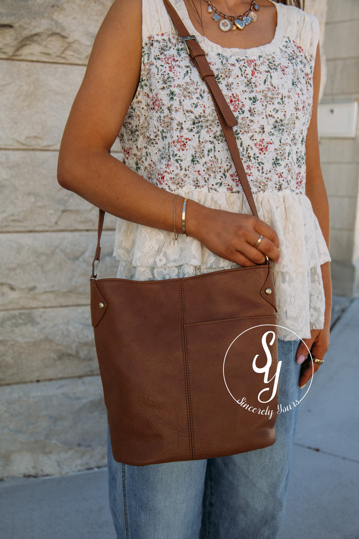 Weston Crossbody - Saddle