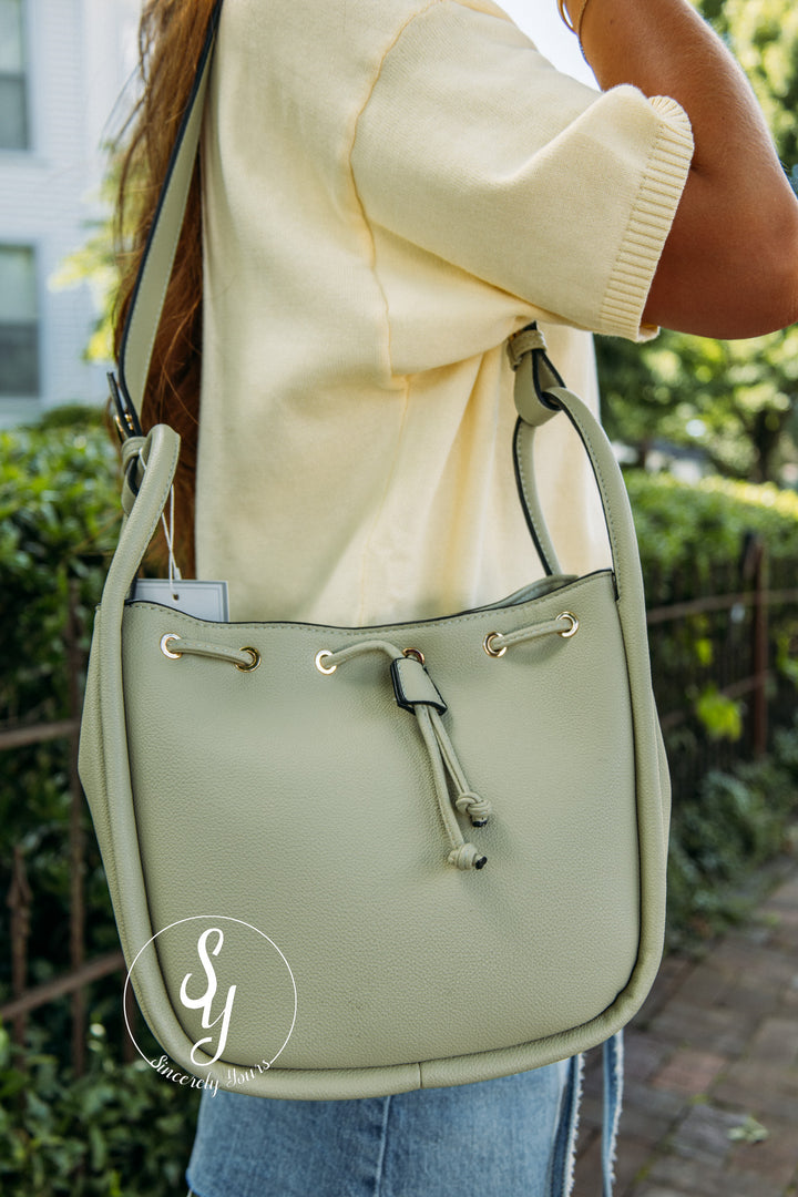 Look Ahead Bucket Bag - Light Sage