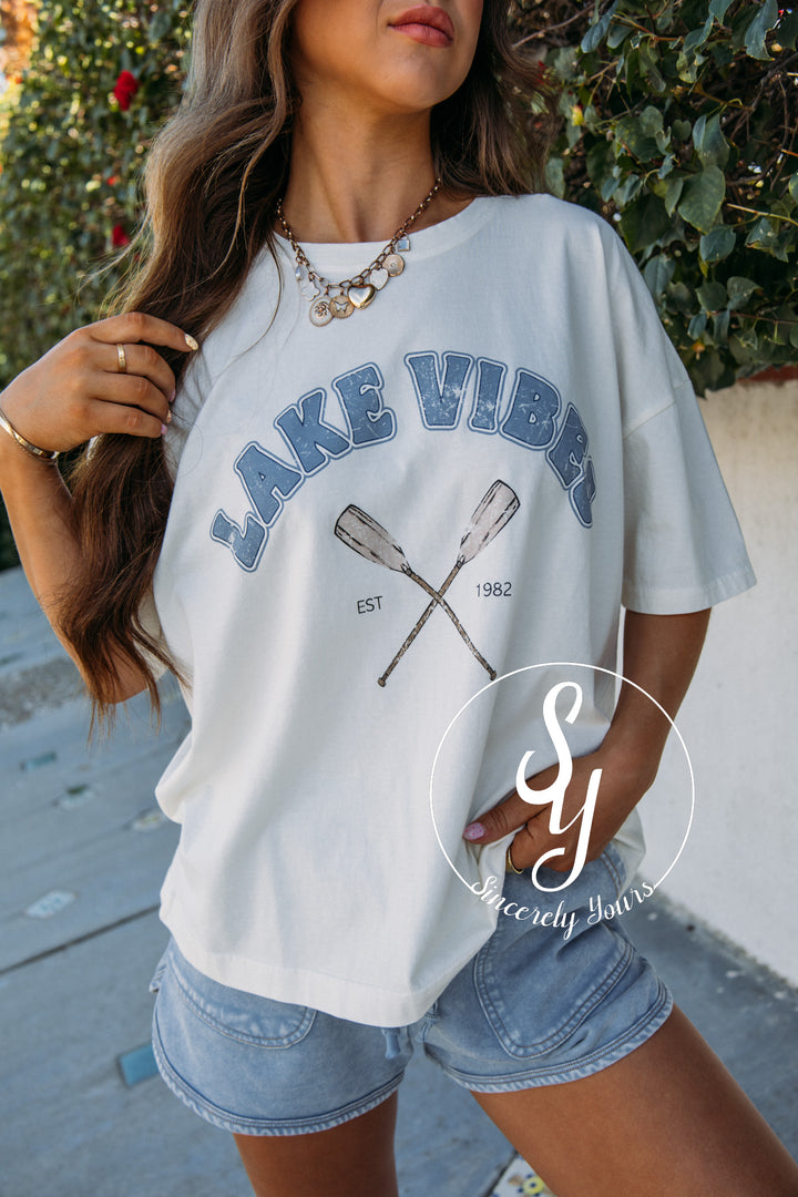 Lake Vibes Graphic - Ivory