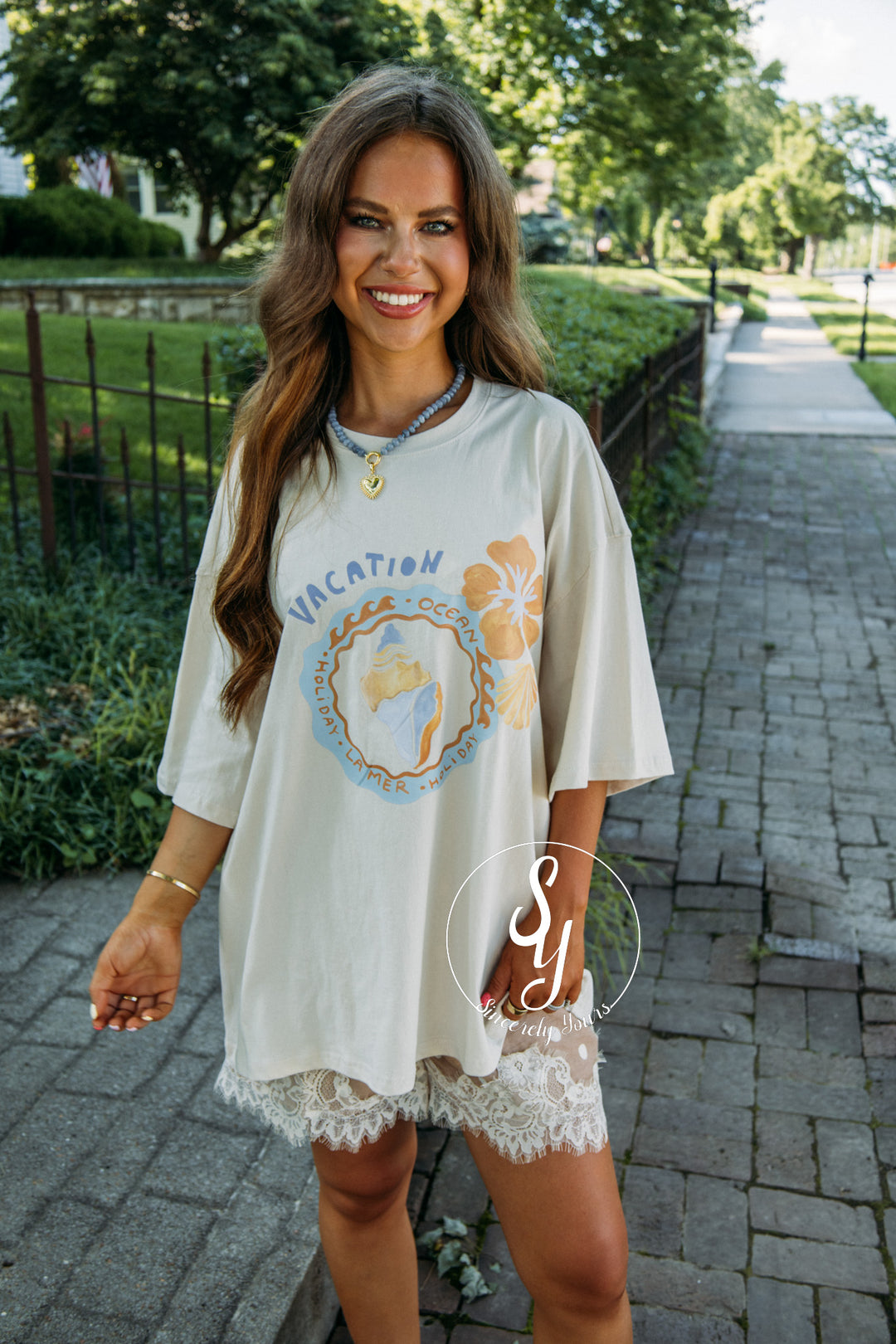 Vacay Time Graphic - Light Taupe