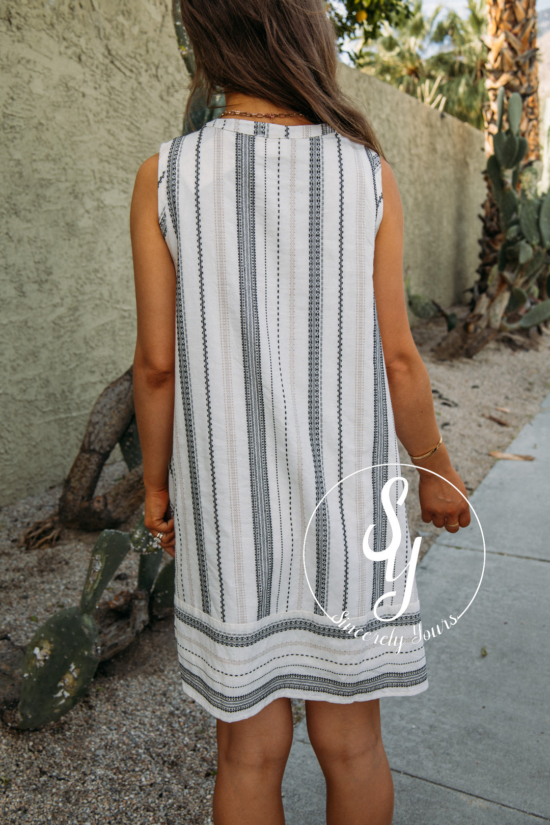 Vineyard Vibes Dress - Black