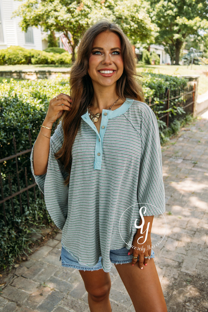 Stripe On Repeat Top - Sage