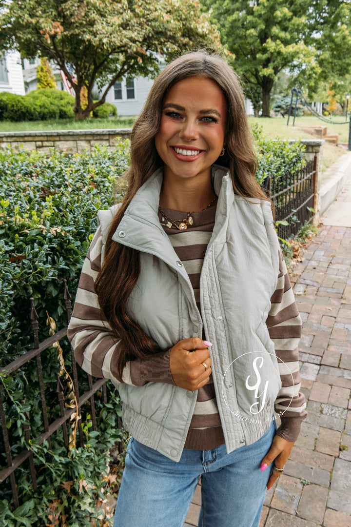Simply Iconic Mock Neck Vest - Cement