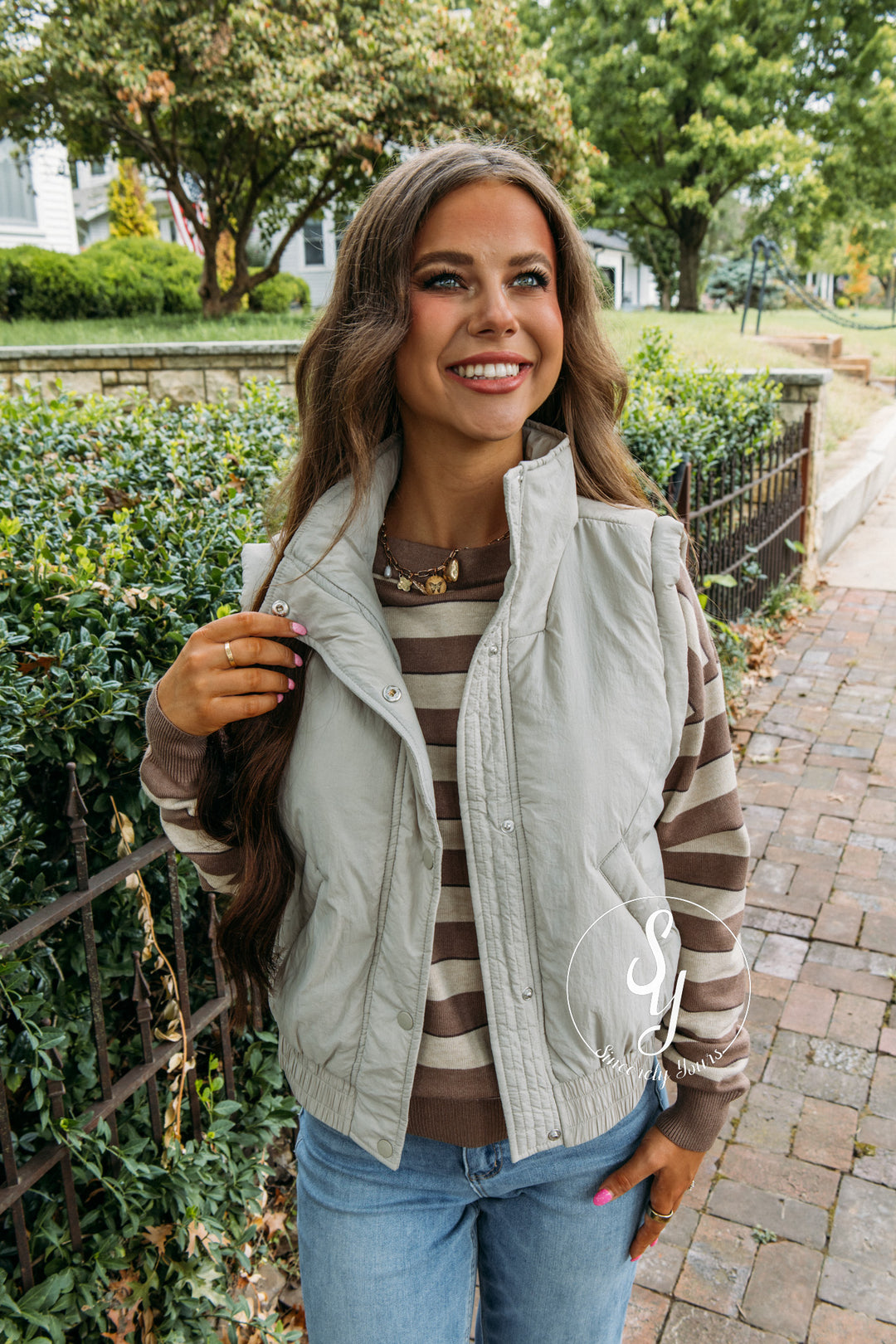 Simply Iconic Mock Neck Vest - Cement