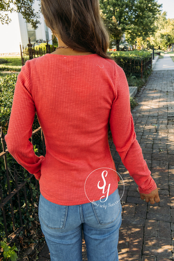 Catch Feelings Top - Coral