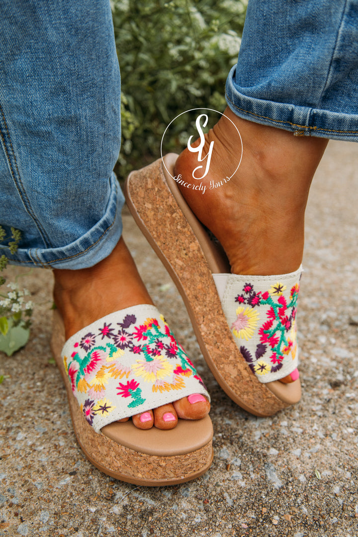Layla Stitched Flower Sandal - Multi