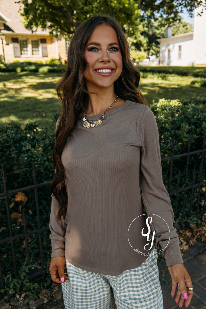 Ember Basic Top - Latte