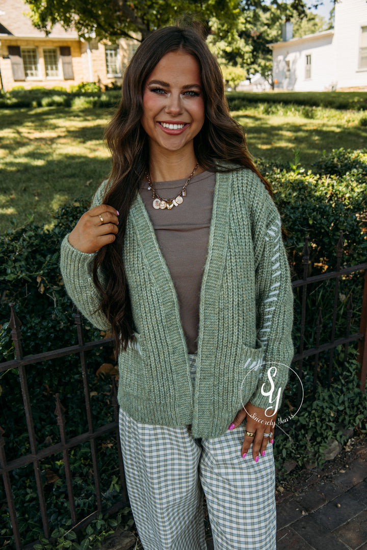Main Love Cardigan - Dark Sage