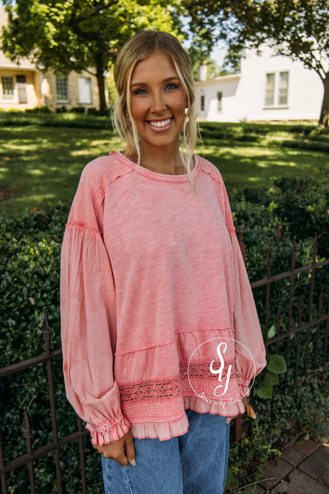 The Daydream Top - Coral