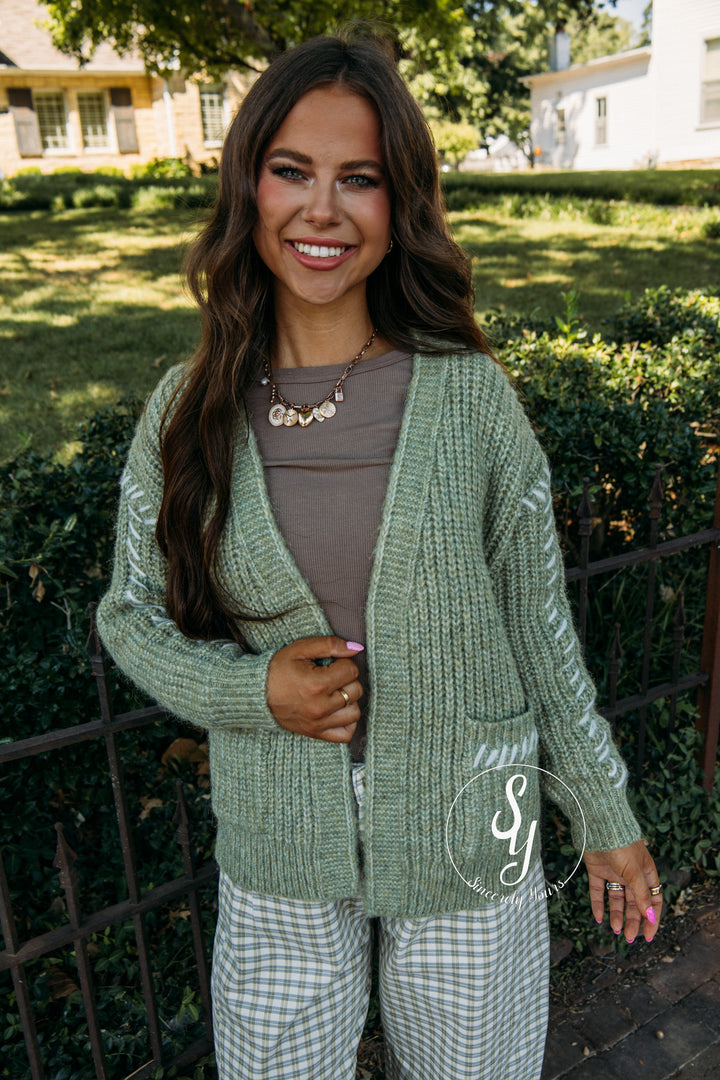Main Love Cardigan - Dark Sage