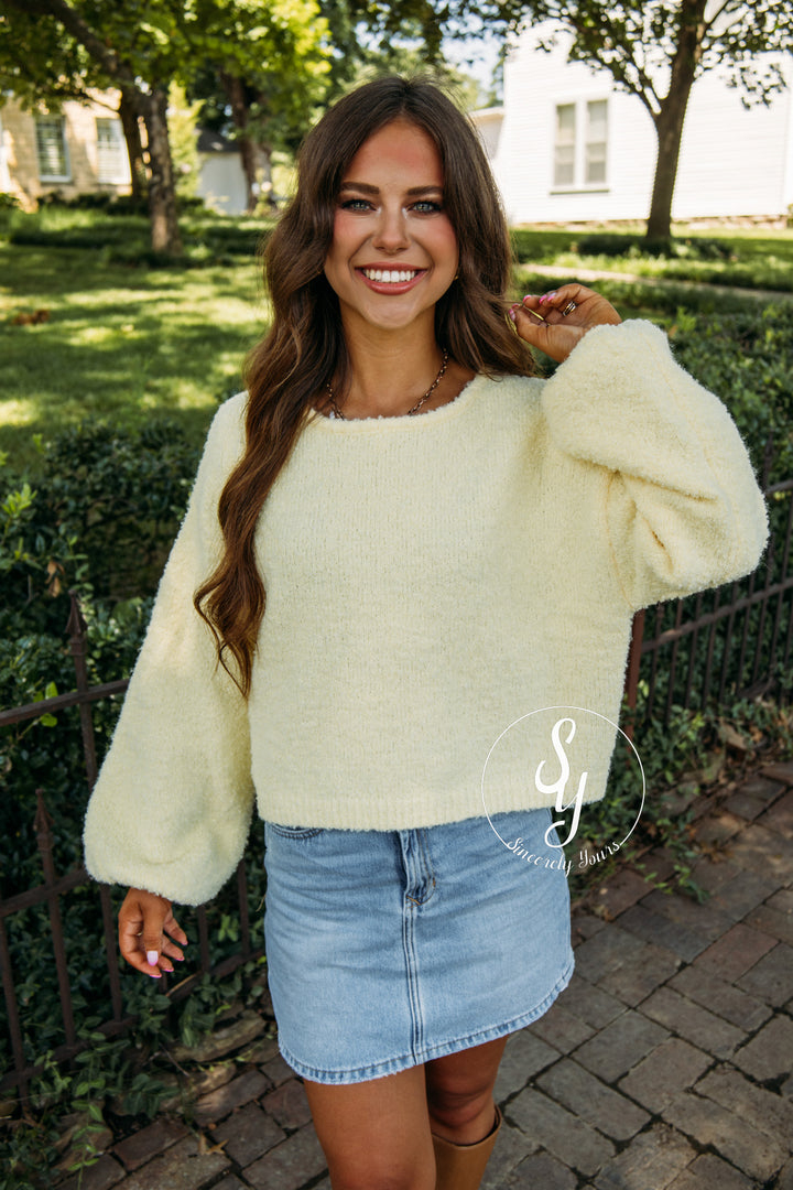 Signature Sweater - Yellow
