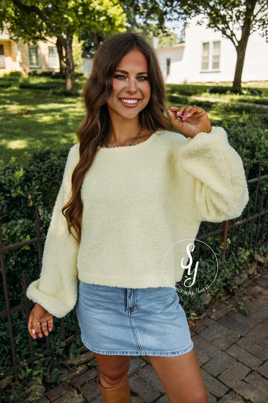 Signature Sweater - Yellow
