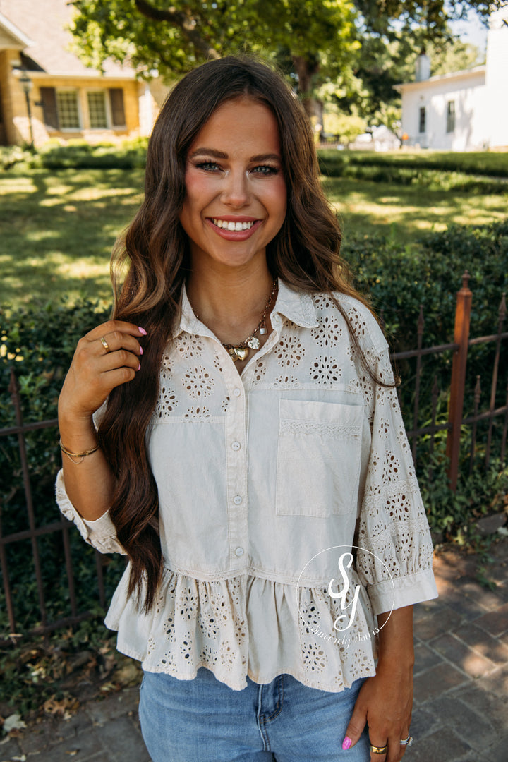 Eyelet Love Top - Sandshell