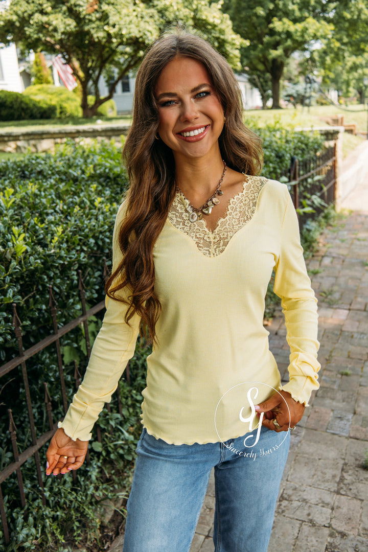 Lace And Lovely Top - Island Citrus